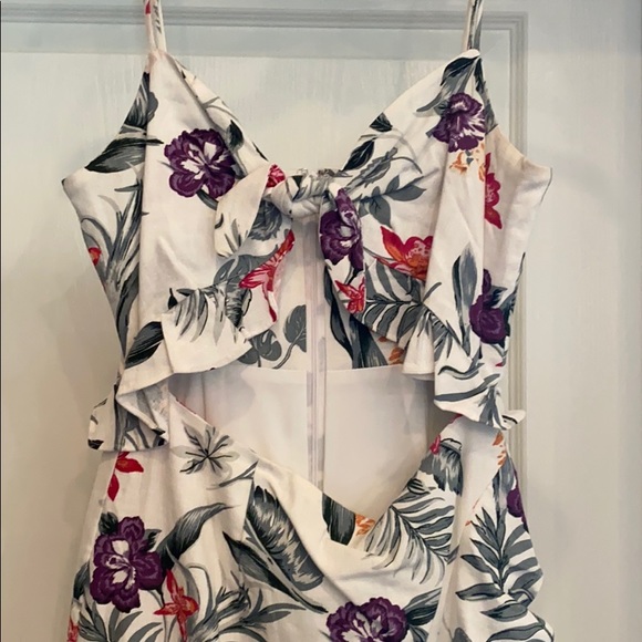 Wayf Tropical Dress - Picture 2 of 7
